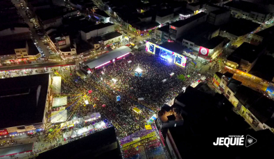 Com Praça da Bandeira lotada, segunda noite do São João de Jequié é marcada por shows grandiosos e muita animação